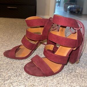 Women’s maroon heels, size 8
